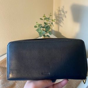 Fossil black wallet for women